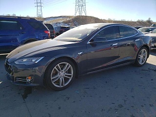 TESLA MODEL S 70D 2015