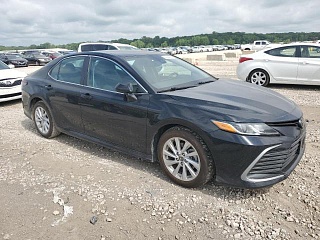 TOYOTA CAMRY LE 2020