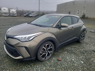 TOYOTA C-HR XLE 2021