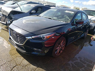 MAZDA 3 GRAND TOURING 2018