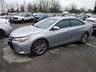 TOYOTA CAMRY LE 2015