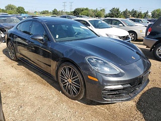 PORSCHE PANAMERA 4S 2017