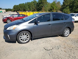TOYOTA PRIUS V 2014