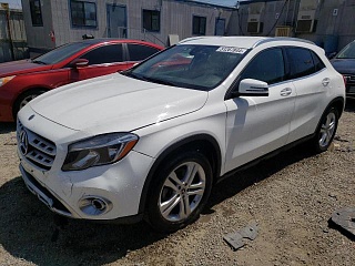 MERCEDES-BENZ GLA 250 2019