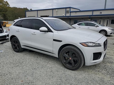 JAGUAR F-PACE CHECKERED FLAG 2020
