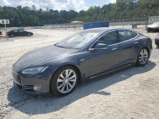 TESLA MODEL S 2015