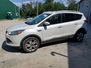 FORD ESCAPE TITANIUM 2015