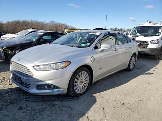FORD FUSION SE PHEV 2016