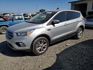 FORD ESCAPE SE 2017
