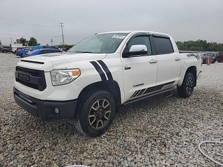TOYOTA TUNDRA CREWMAX LIMITED 2016