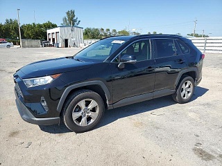 TOYOTA RAV4 XLE 2019