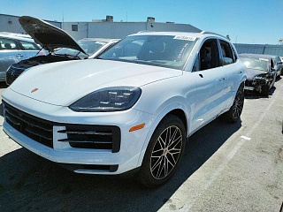 PORSCHE CAYENNE 2023