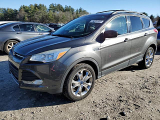 FORD ESCAPE SE 2015