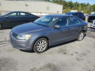 VOLKSWAGEN JETTA SE 2014