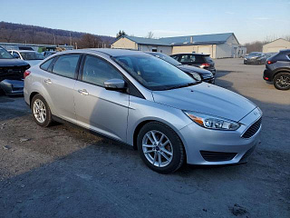 FORD FOCUS SE 2016