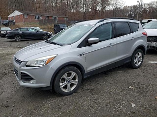FORD ESCAPE SE 2015