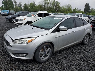 FORD FOCUS SE 2016