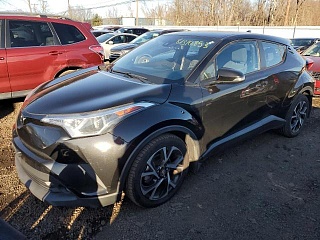 TOYOTA C-HR XLE 2018