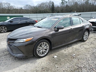 TOYOTA CAMRY HYBRID 2017
