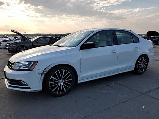 VOLKSWAGEN JETTA SPORT 2016