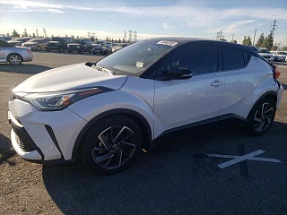 TOYOTA C-HR XLE 2022
