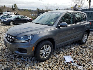 VOLKSWAGEN TIGUAN S 2014