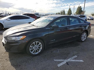 FORD FUSION SE 2019