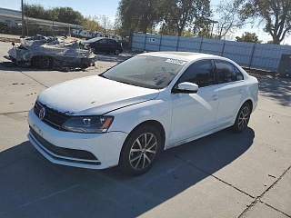 VOLKSWAGEN JETTA SE 2016