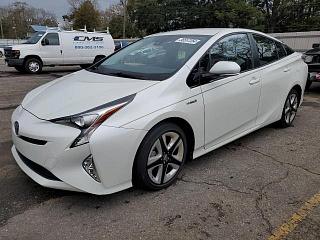 TOYOTA PRIUS 2016