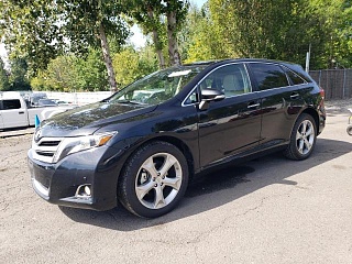 TOYOTA VENZA LE 2015