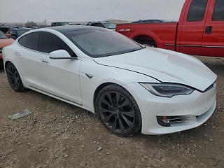 TESLA MODEL S 2020
