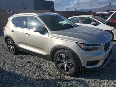 VOLVO XC40 T5 INSCRIPTION 2019
