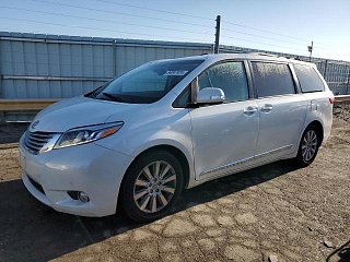 TOYOTA SIENNA XLE 2016