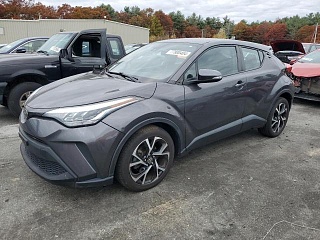 TOYOTA C-HR XLE 2019