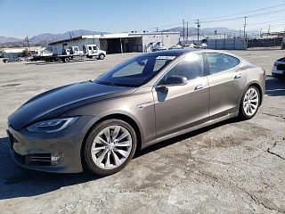 TESLA MODEL S 2016