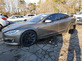 TESLA MODEL S 2016