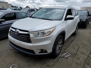 TOYOTA HIGHLANDER XLE 2014