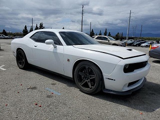 DODGE CHALLENGER R/T SCAT PACK 2019