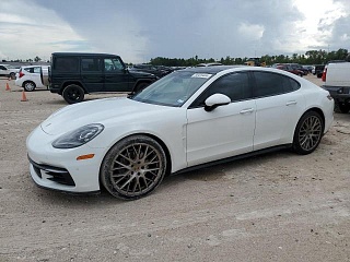 PORSCHE PANAMERA 4 2018