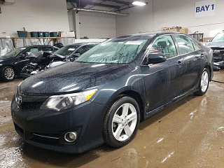 TOYOTA CAMRY L 2014