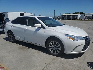 TOYOTA CAMRY LE 2017