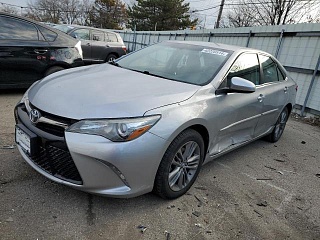 TOYOTA CAMRY LE 2017