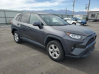 TOYOTA RAV4 XLE 2021