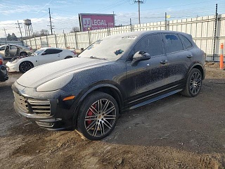 PORSCHE CAYENNE GTS 2017