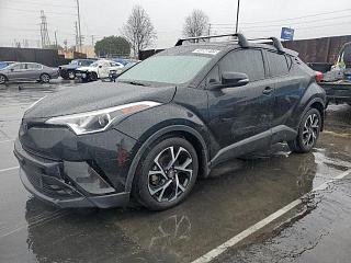 TOYOTA C-HR XLE 2018