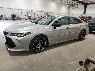TOYOTA AVALON XLE 2018