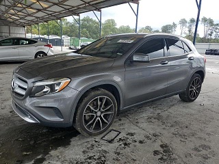 MERCEDES-BENZ GLA 250 2015