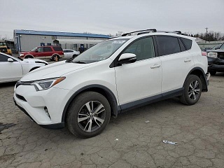 TOYOTA RAV4 XLE 2017