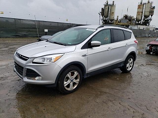 FORD ESCAPE SE 2015