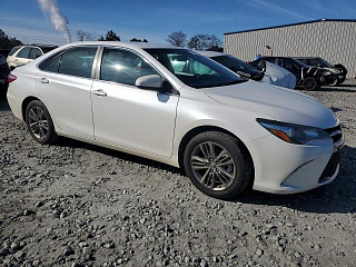TOYOTA CAMRY LE 2016